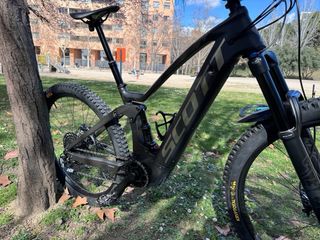 Bicicleta electrica scott genius 910 carbono