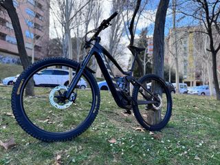 Bicicleta electrica scott genius 910 carbono