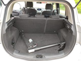 Grúa coche silla eléctrica discapacitado