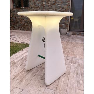 Mesa luminosa de Heineken