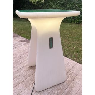 Mesa luminosa de Heineken