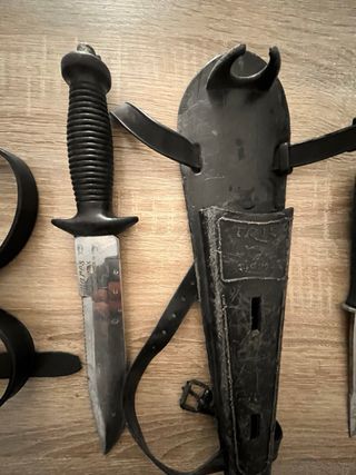 Cuchillo de buceo mares 