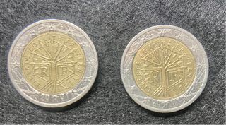 Monedas (2) Francia 2 euros año 2001 con errores.
