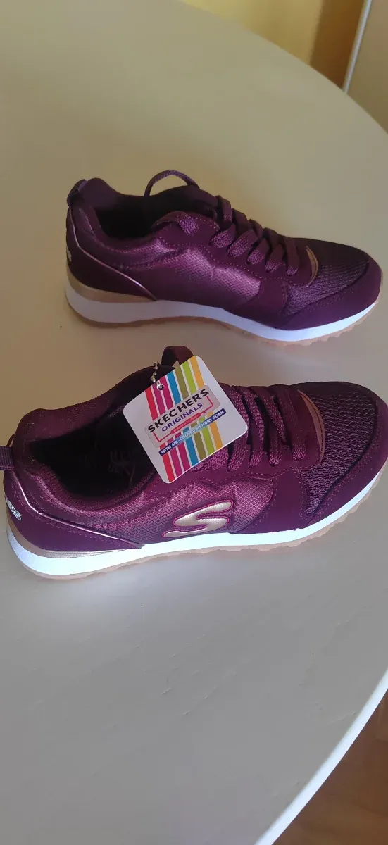 Zapatillas Skechers sin estrenar