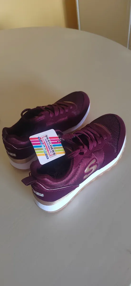 Zapatillas Skechers sin estrenar