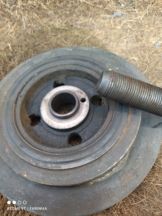 Ford 1.6D bomba injetora e polia cambota