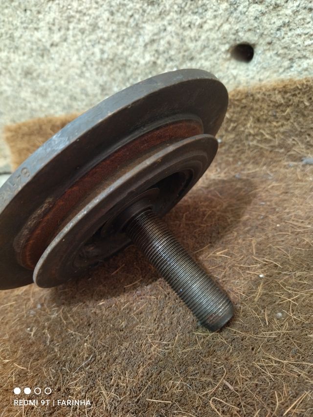 Ford 1.6D bomba injetora e polia cambota