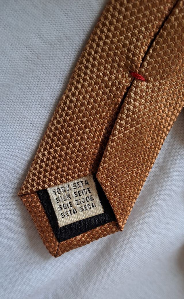 3 cravatte classiche in seta. Nuove.