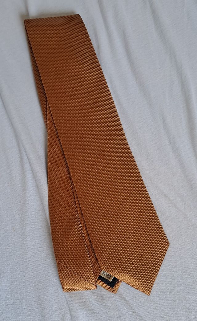 3 cravatte classiche in seta. Nuove.