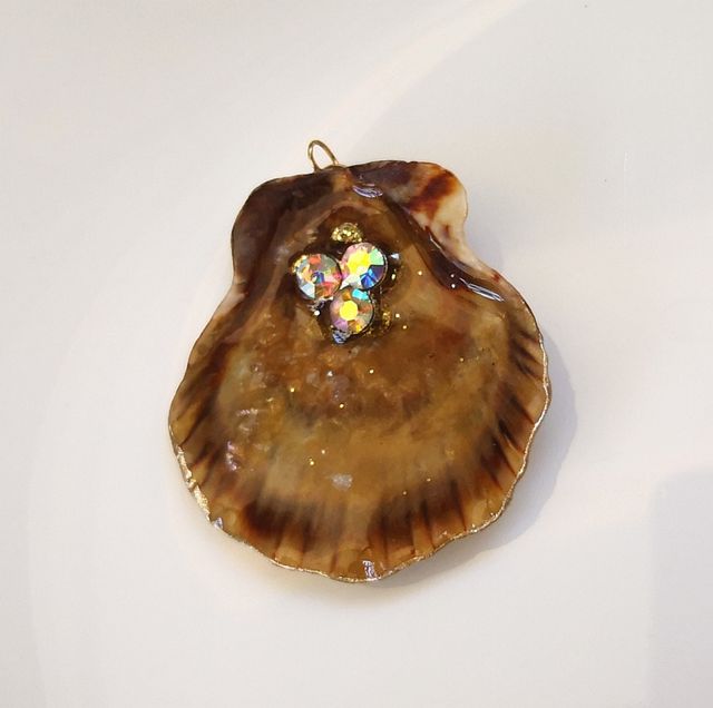 Colgantes conchas de mar y perlas