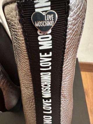 Stivali Moschino nr.39. Vera pelle. 
