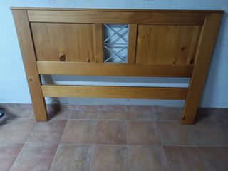 Cabecero de madera
