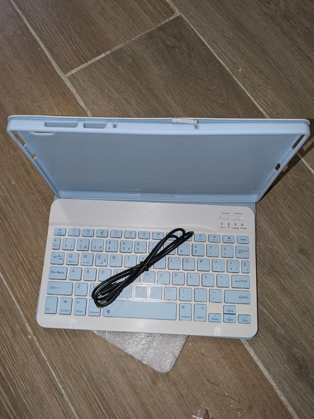 Funda Teclado Lenovo Tab M10 plus  /K10 FHD 10.3