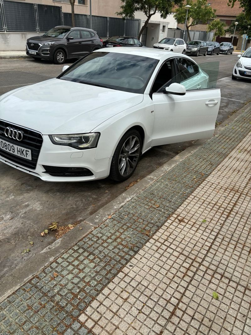 Audi A5 2012 - foto 1