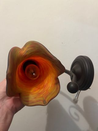 Dos apliques de forja con foco