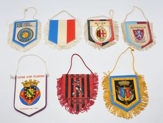 LOTE 28 BANDERINES DEPORTIVOS