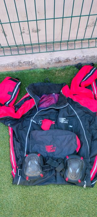 Equipo de vuelo en Paramotor. Sin motor 