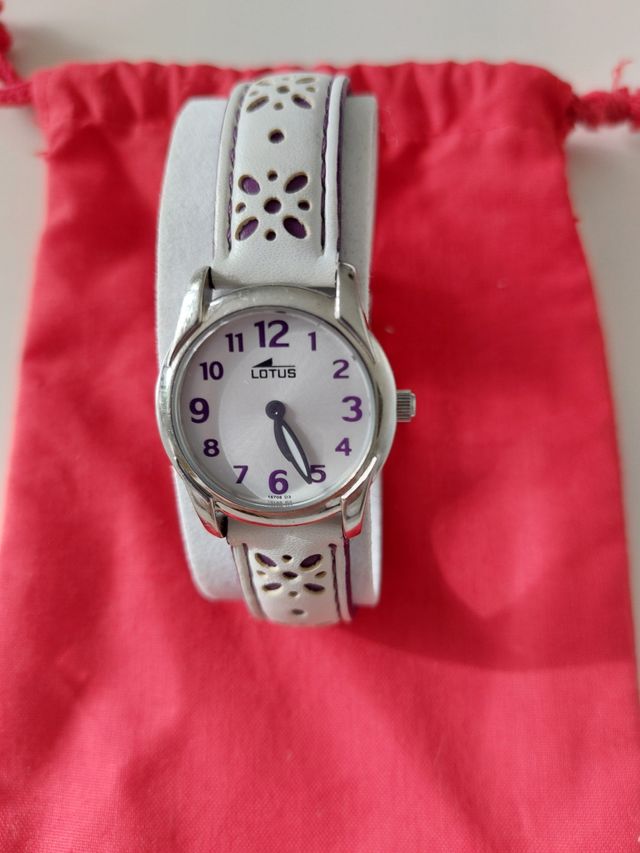 Reloj de niña Lotus