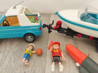 Playmobil pick up y lancha, remolque, motor
