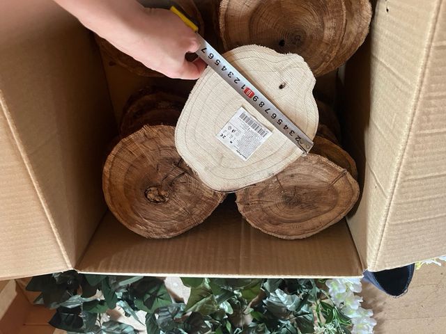 Centros mesa eventos: maderas y botellas