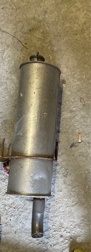 Silencioso final Peugeot 205