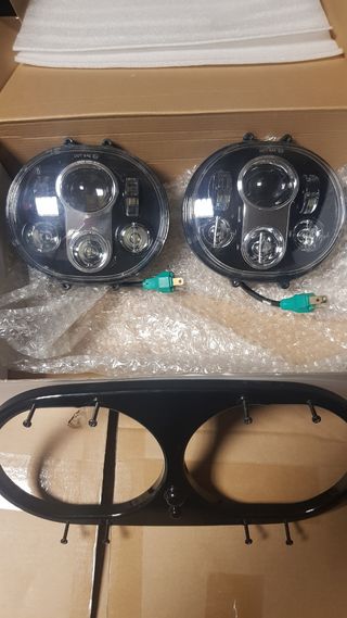 fari LED mod. Daymaker per HD Road Glide