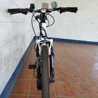 Bicicleta eléctrica BH de montaña.