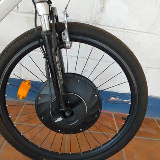 Bicicleta eléctrica BH de montaña.