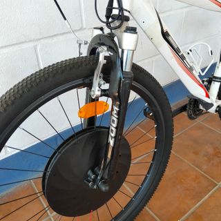 Bicicleta eléctrica BH de montaña.