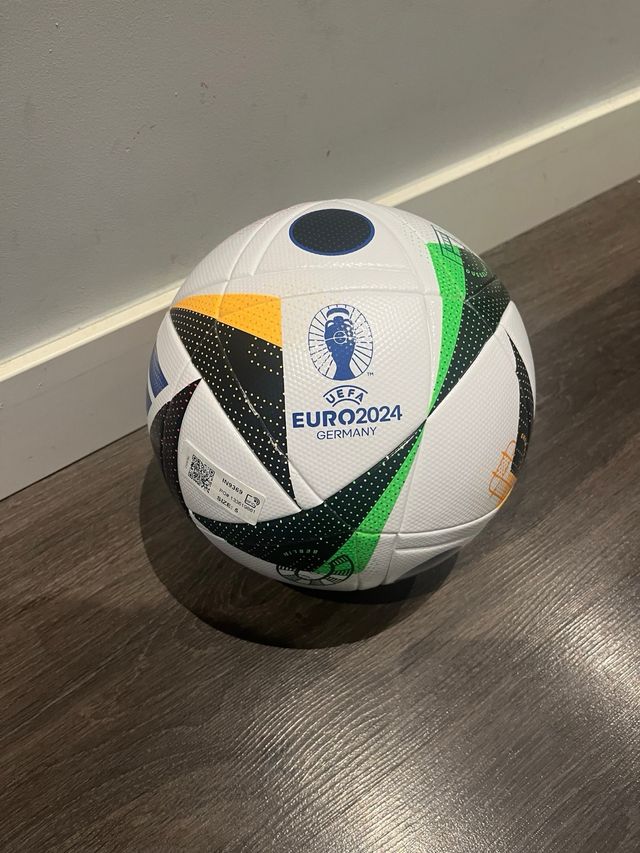 Balon Eurocopa