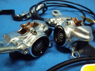 NUEVO. FRENOS FORMULA R0 OVAL FCS