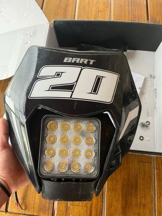Faro acerbis y careta KTM