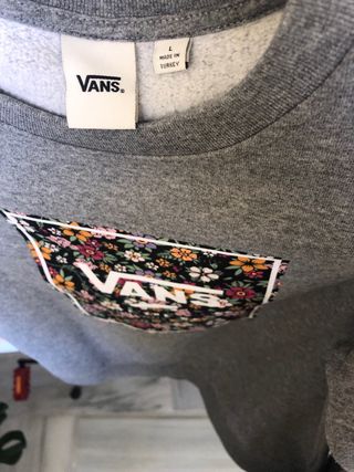 Sudadera niña marca Vans