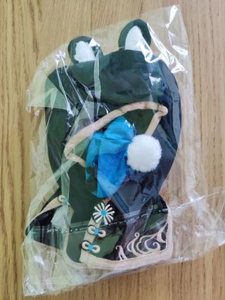 Peluche Xingqiu Genshin impact + ropa (nuevo)