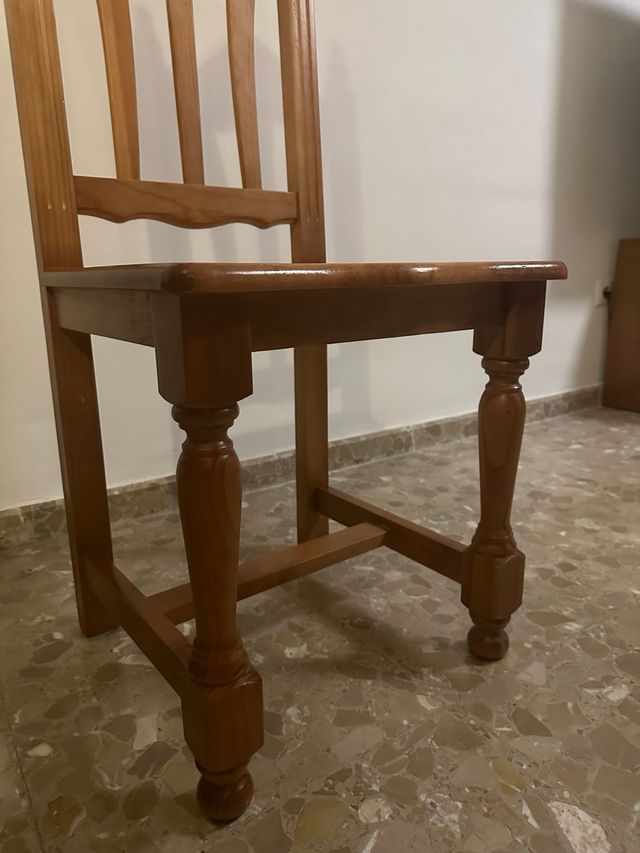SILLAS MADERA MACIZA