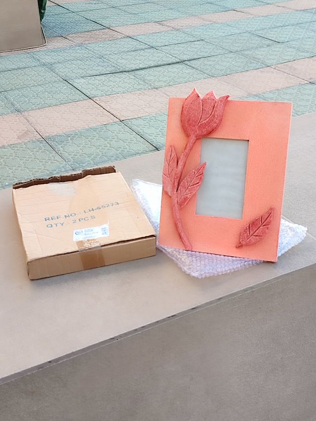 Portaretrato coral, nuevo con etiqueta