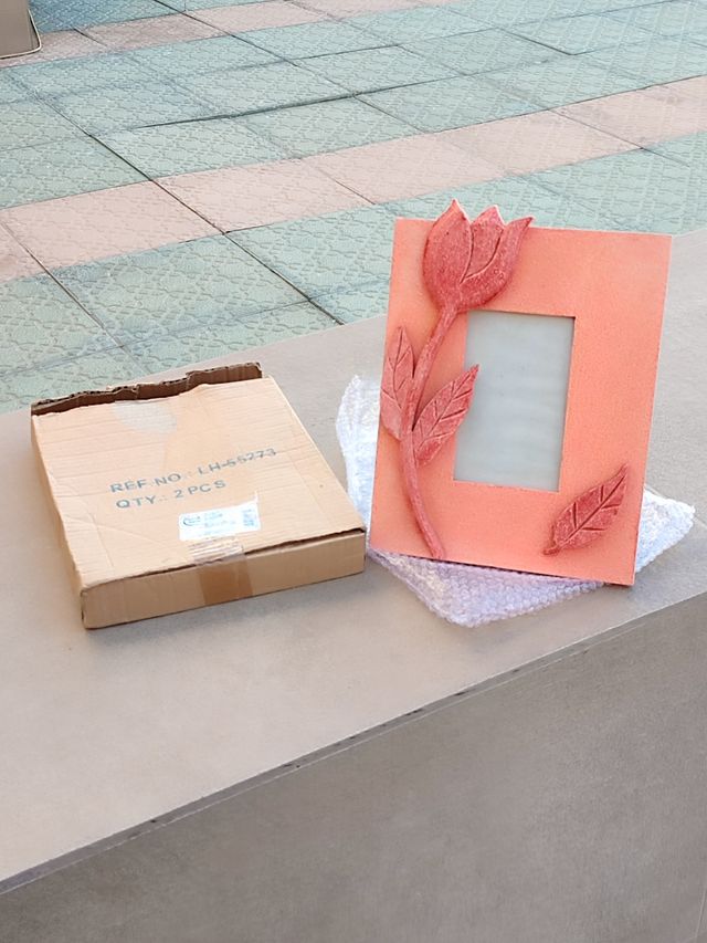 Portaretrato coral, nuevo con etiqueta