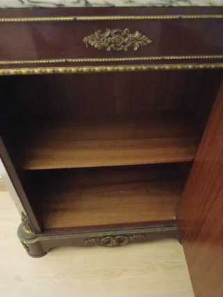 Taquillón antiguo