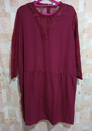 Nuevo Estrenar.Vestido granate / vino con encaje