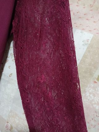 Nuevo Estrenar.Vestido granate / vino con encaje