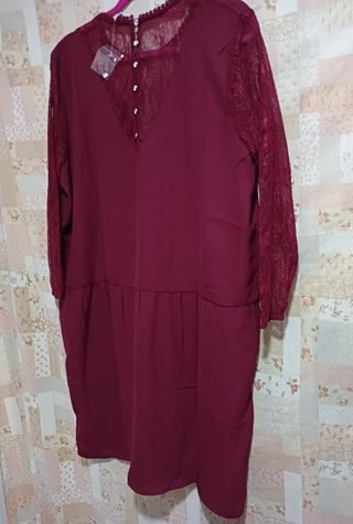 Nuevo Estrenar.Vestido granate / vino con encaje