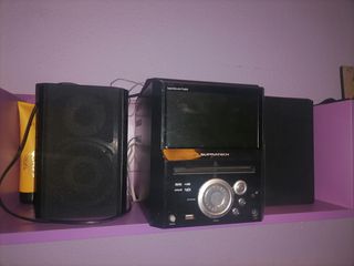 Míni cadena de música 