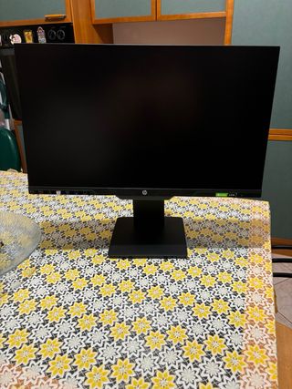 Monitor HP 25 pollici 144hz, TN, Amd Feesync, 1ms