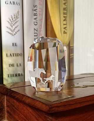 Figura Swarovski, pisapapeles.