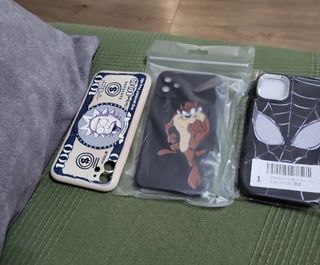 18 caratulas Iphone 11