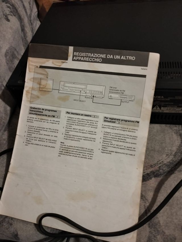 Vendo reproductor VHS antiguo Aiwa