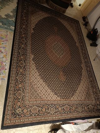 Alfombra muy grande, de pelo