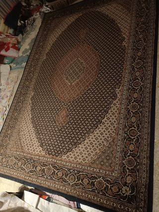 Alfombra muy grande, de pelo