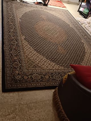 Alfombra muy grande, de pelo