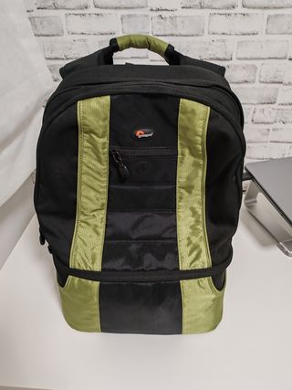 Mochila Lowepro Cámara + Portátil